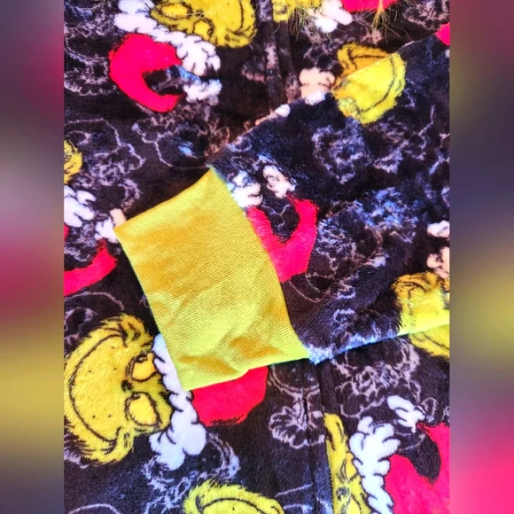 NWT Grinch Super Minky Union Suit w/pockets - Picture 5 of 6